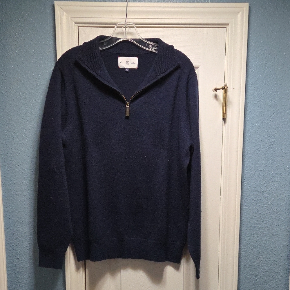 Classic Navy Blue Quarter Zip Sweater Wool-Cashmere Blend Size L*LEAVING SOON